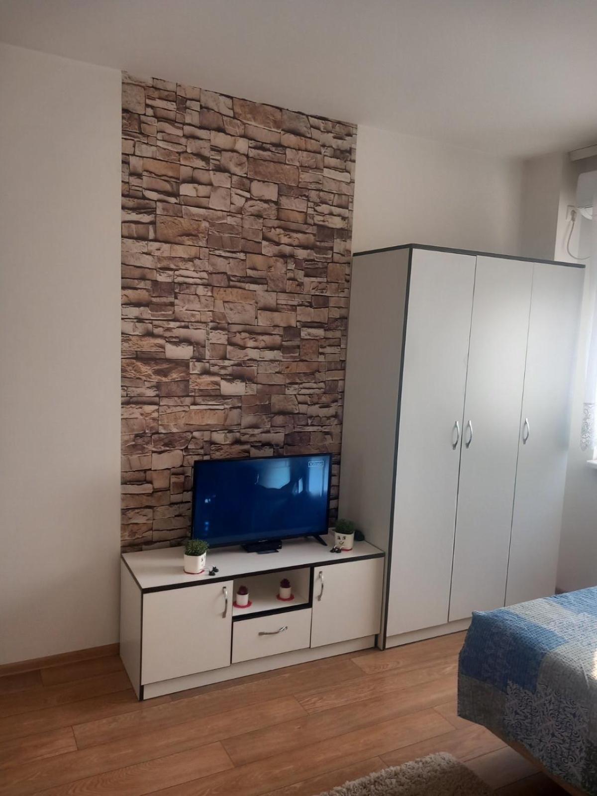Stan Na Dan Apartment Loznica Luaran gambar