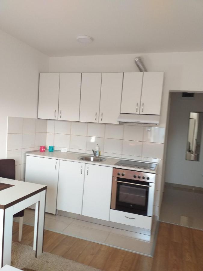 Stan Na Dan Apartment Loznica Luaran gambar